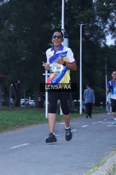Runner Photo 4319637