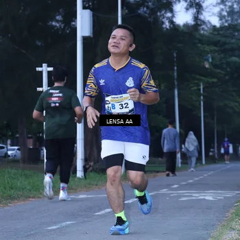 Runner Photo 4319645