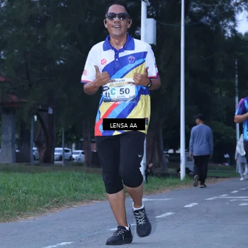 Runner Photo 4319646