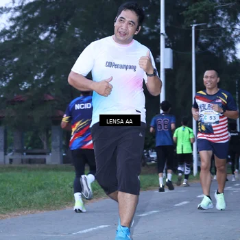 Runner Photo 4319656