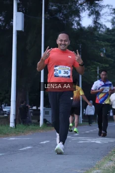Runner Photo 4319674