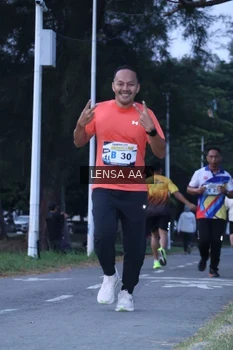 Runner Photo 4319677