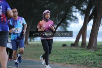 Runner Photo 4319700