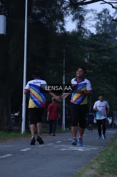Runner Photo 4319734