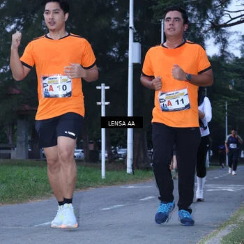 Runner Photo 4319759