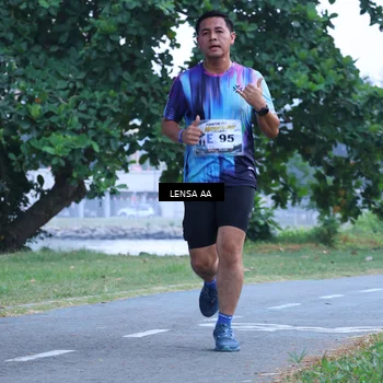 Runner Photo 4319791