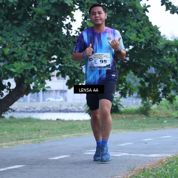 Runner Photo 4319796