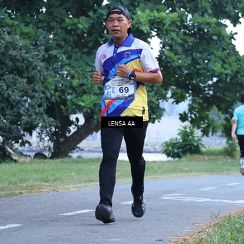 Runner Photo 4319832