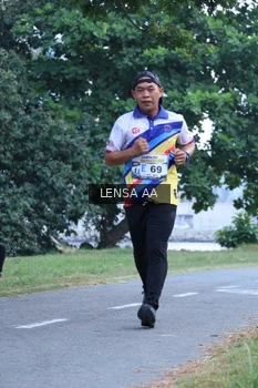 Runner Photo 4319833