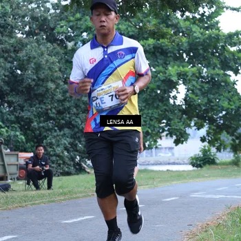 Runner Photo 4319834