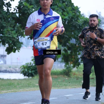Runner Photo 4319854