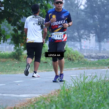 Runner Photo 4319891