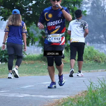 Runner Photo 4319895