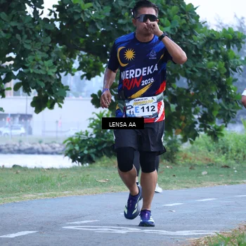 Runner Photo 4319903