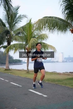 Runner Photo 4319908