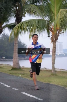 Runner Photo 4319917