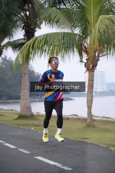 Runner Photo 4319946