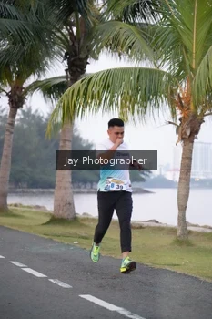 Runner Photo 4319954