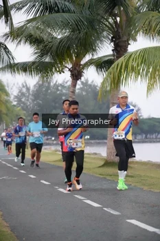 Runner Photo 4319967