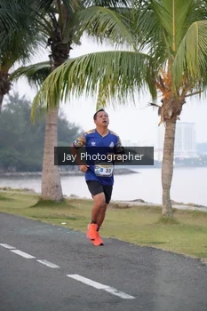 Runner Photo 4319975