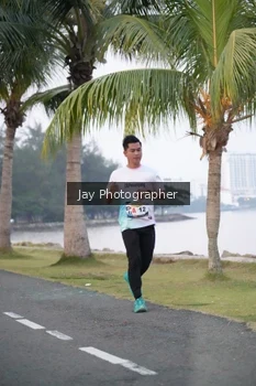 Runner Photo 4319984