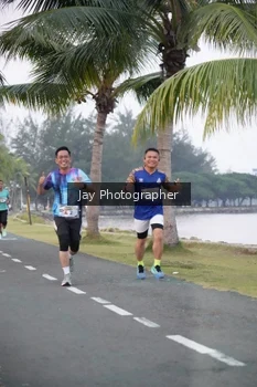 Runner Photo 4319998