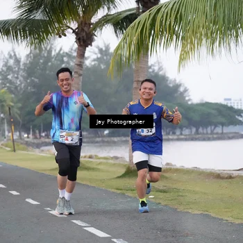 Runner Photo 4319999
