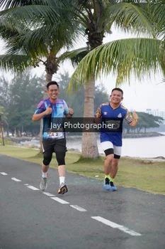 Runner Photo 4320001