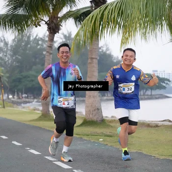 Runner Photo 4320004