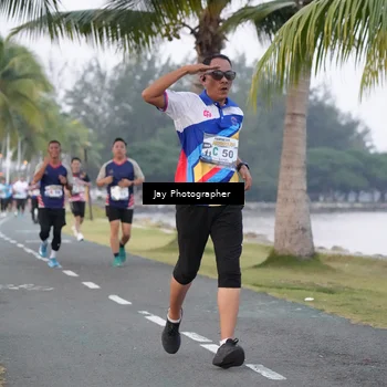 Runner Photo 4320013