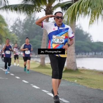 Runner Photo 4320015
