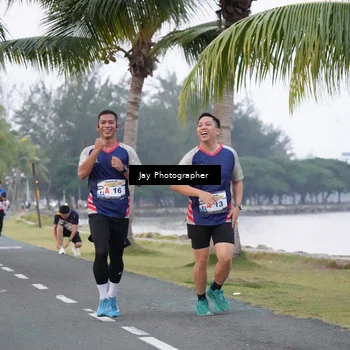 Runner Photo 4320017