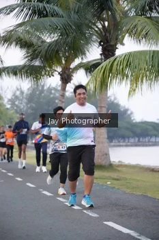 Runner Photo 4320034