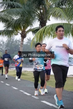 Runner Photo 4320039