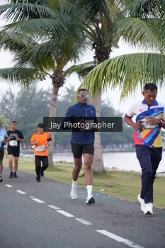 Runner Photo 4320046