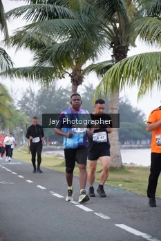 Runner Photo 4320055