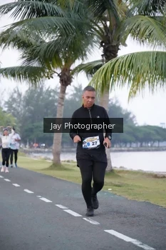 Runner Photo 4320067