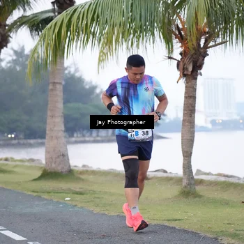 Runner Photo 4320099