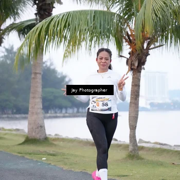 Runner Photo 4320100