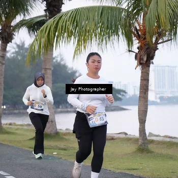 Runner Photo 4320113