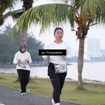 Runner Photo 4320116