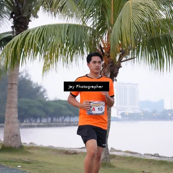 Runner Photo 4320132