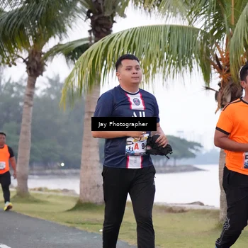 Runner Photo 4320138