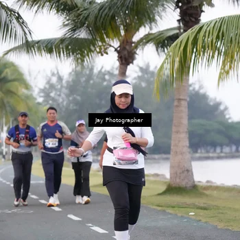 Runner Photo 4320141