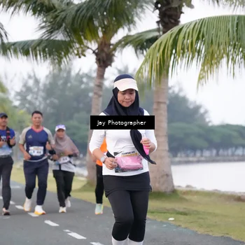 Runner Photo 4320143
