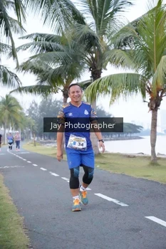 Runner Photo 4320150