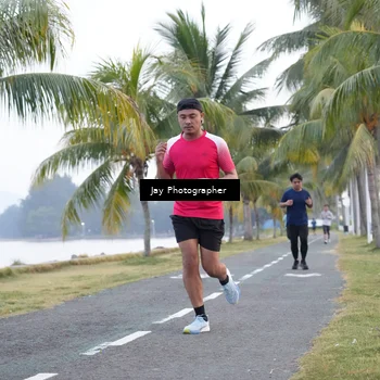 Runner Photo 4320168