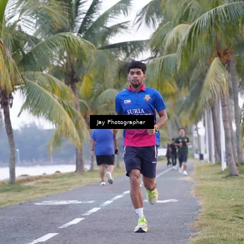 Runner Photo 4320174