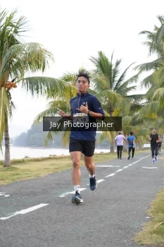 Runner Photo 4320204