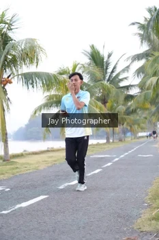 Runner Photo 4320231